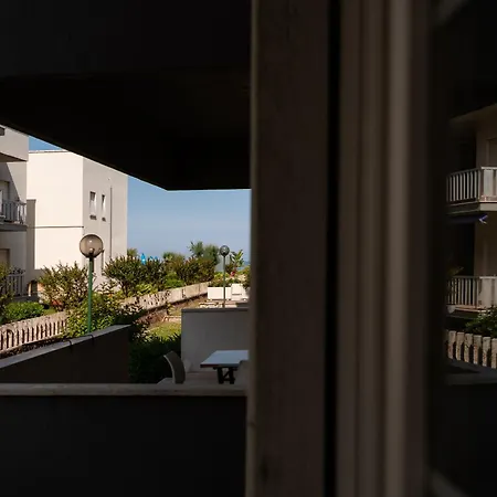Incantevole Fronte Mare 1-2-3b Apartment *